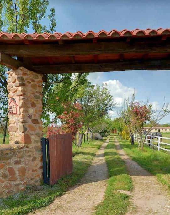 Granja De Cantarinas Ciudad-Rodrigo 외부 사진